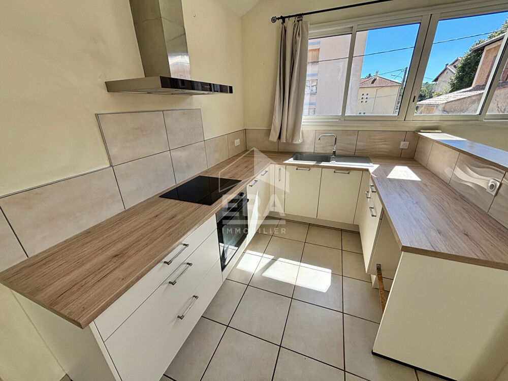 Vente Appartement Achat immobilier - Appartement T4 + parking sisteron quartier des plantiers 104.76m2 Sisteron