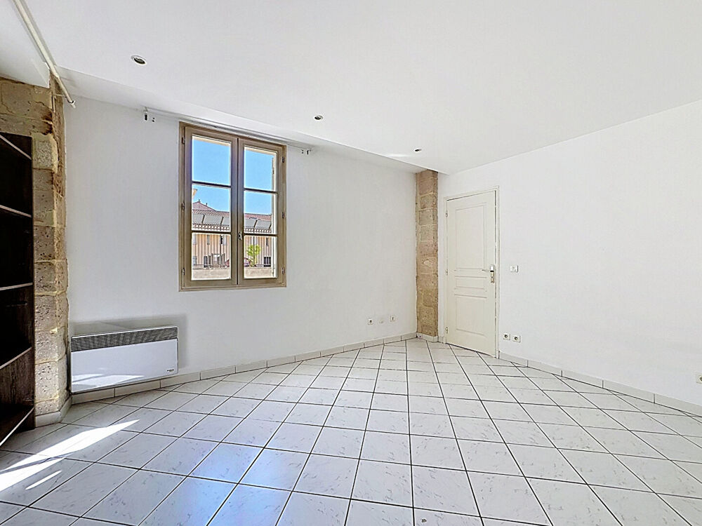 Location Appartement Appartement Avignon intramuros T2bis 54.64 m2 + grenier Avignon