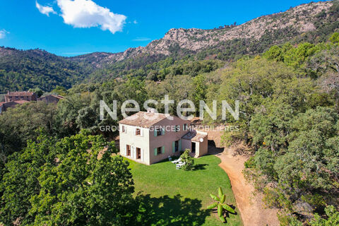   � VENDRE ! Bastide de charme d'environ 134m� � La Garde-Freinet Maison - 4 pi�ce(s) - 134 m�