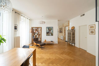  Appartement � vendre 7 pi�ces 219 m�