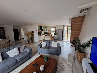  Maison à vendre 6 pièces 132 m²