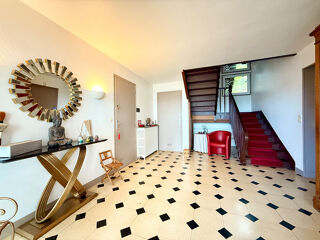  Maison � vendre 8 pi�ces 258 m�