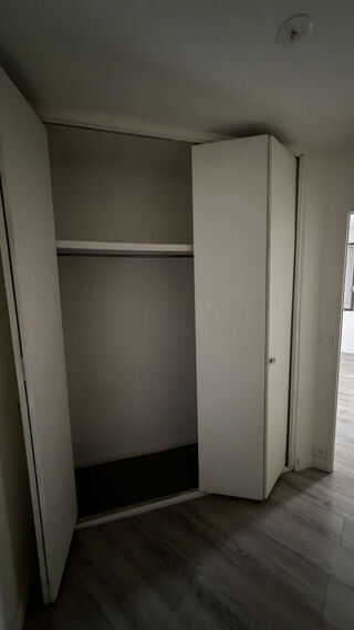  Appartement à louer 1 pièce 35 m²