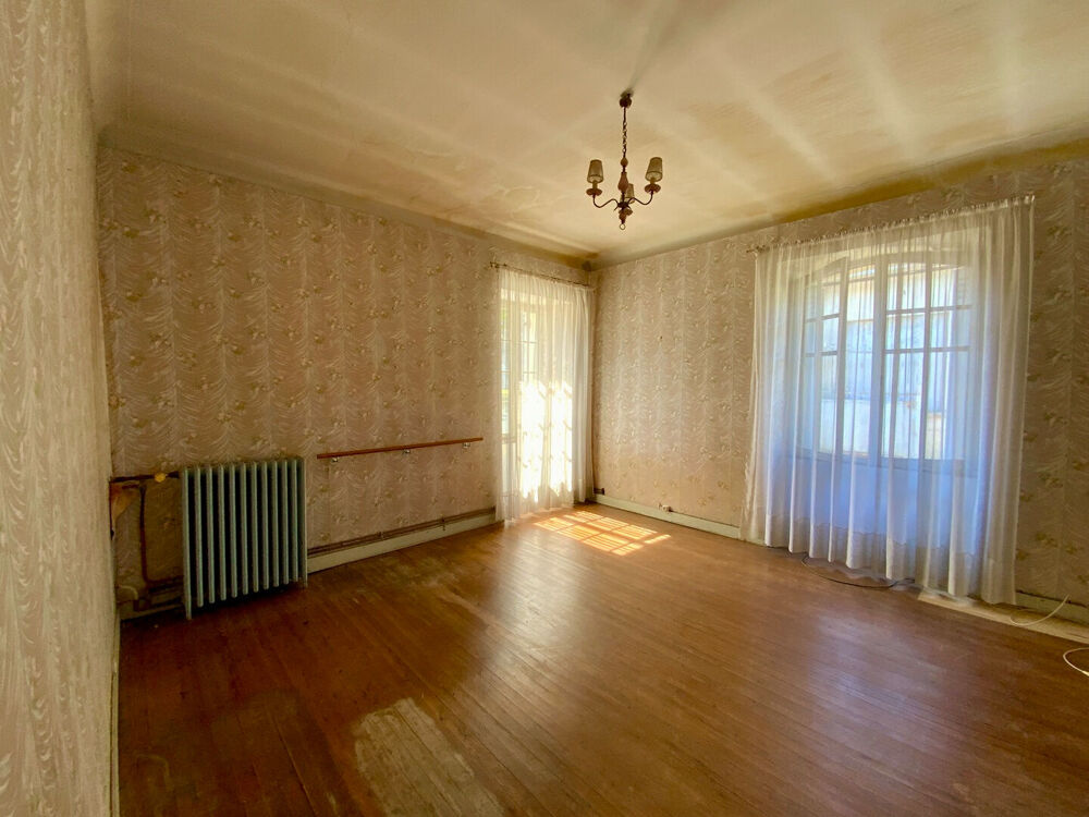 137 m² à réveiller, 500 m² à imaginer ? Créez votre projet à Saint-Ciers !