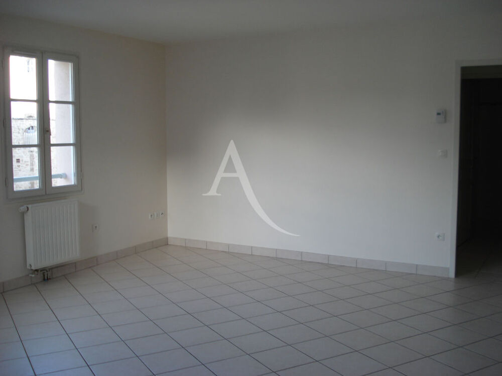 Location Appartement Appartement FONTENAY LE COMTE - 2 pièce(s) - 48.88 m2 Fontenay le comte
