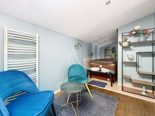  Immeuble à vendre 10 pièces 390 m²