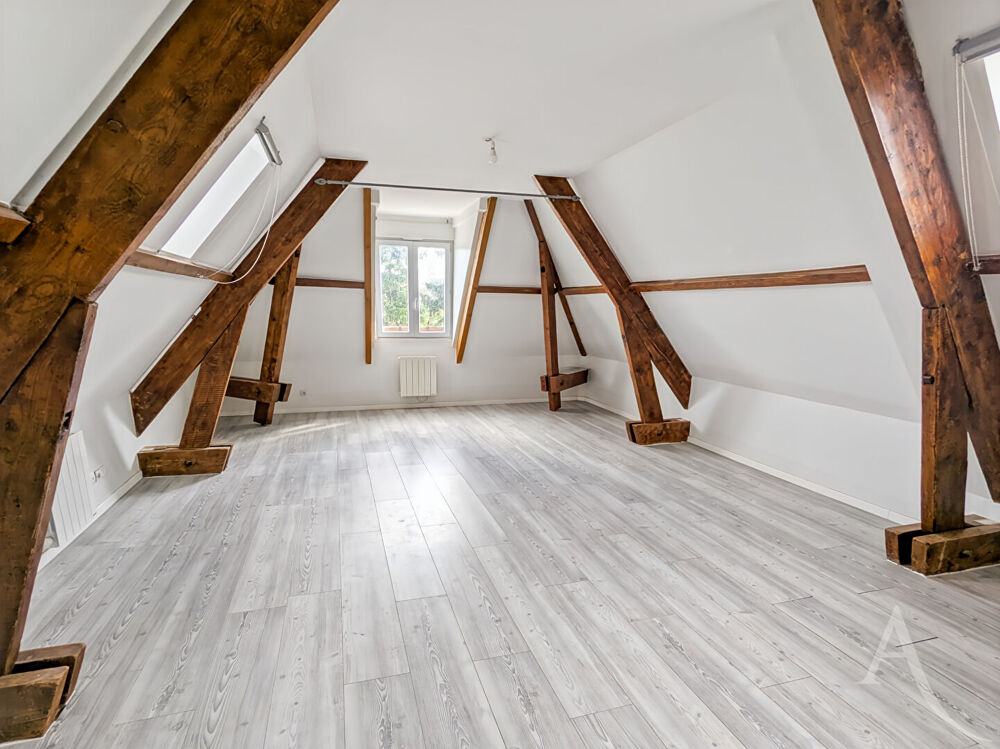 Appartement Sainte Geneviève Des Bois 1 pièce(s) 28 m2