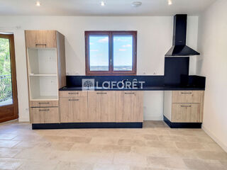  Maison à louer 4 pièces 114 m²