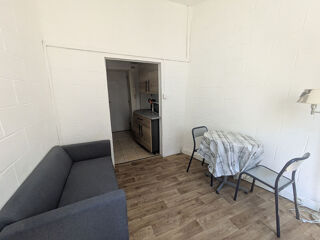  Appartement à louer 1 pièce 27 m²