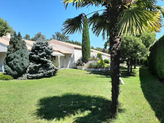  Maison  vendre 8 pices 259 m