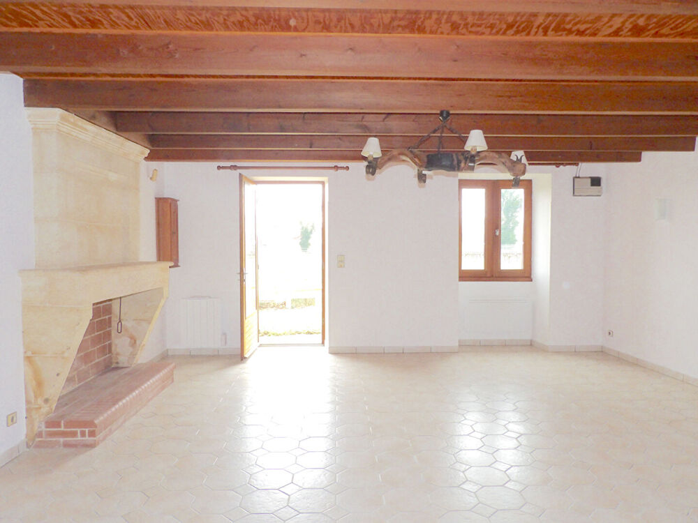 Location Maison A LOUER MAISON DE T3 AVEC JARDIN ET GARAGE - SECTEUR SAINT CHRISTOLY DE BLAYE Saint christoly de blaye