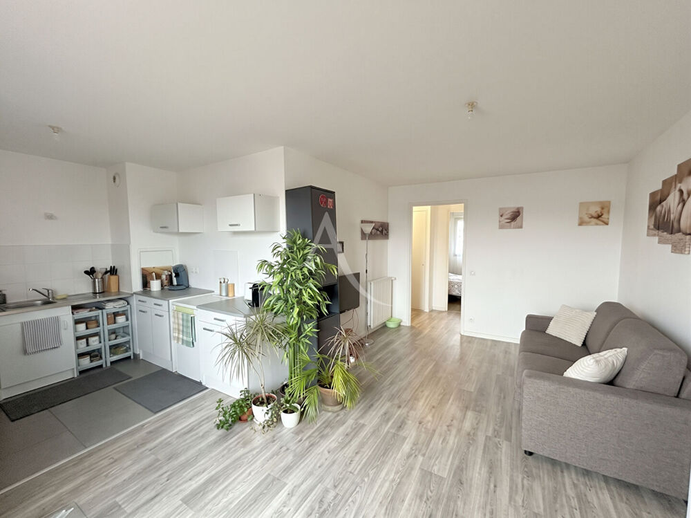 APPARTEMENT 3 PIÈCES AVEC LOGGIA ET PARKING PROCHE GARE