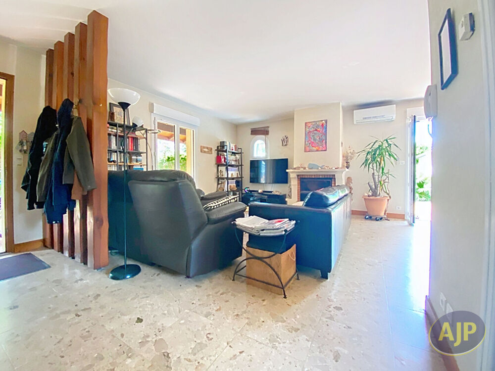 AUDENGE - MAISON 4 CHAMBRES AVEC PISCINE ET GARAGE