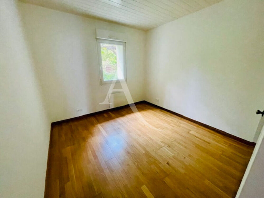 Location Maison Maison T6 143m² - SECTEUR STE THERESE COLOCATION ACCEPTE Nantes