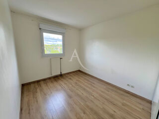  Appartement � louer 3 pi�ces 67 m� Nimes