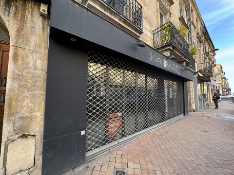 Local commercial Bordeaux 2400 33000 Bordeaux