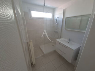  Appartement à louer 4 pièces 70 m²