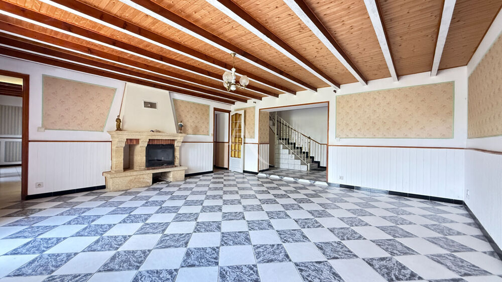 BOURNEZEAU MAISON A VENDRE 8 pièce(s) 174.76 m²