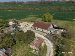 Vente Maison A Vendre Maison en pierre rénovée de sept pièces sur plus de 4 hectares à la campagne Saint orens pouy petit