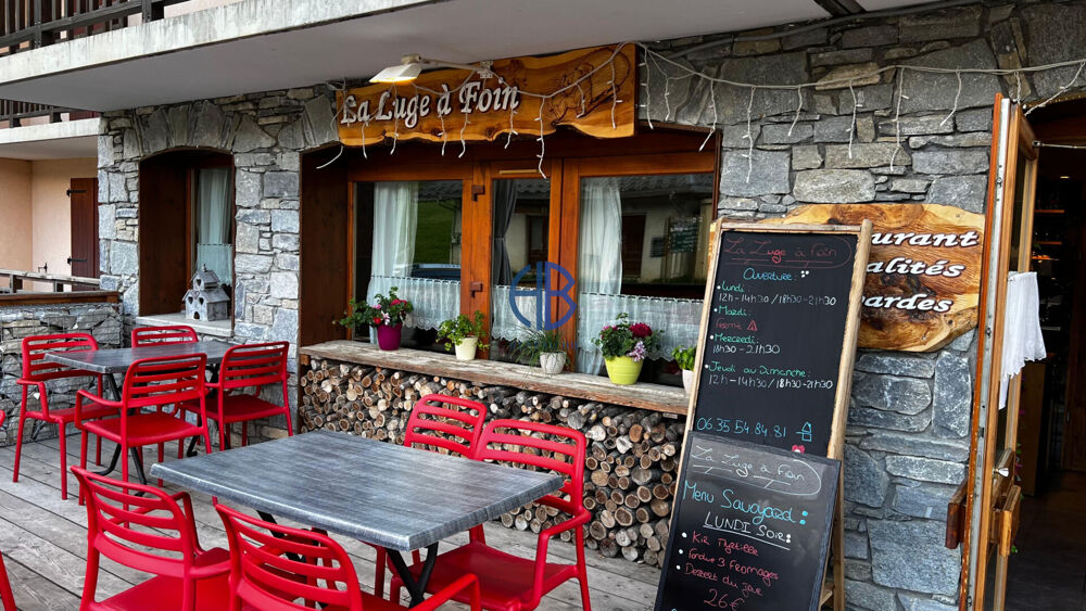   local commercial de restaurant  mur et fonds de commerce Albiez montrond
