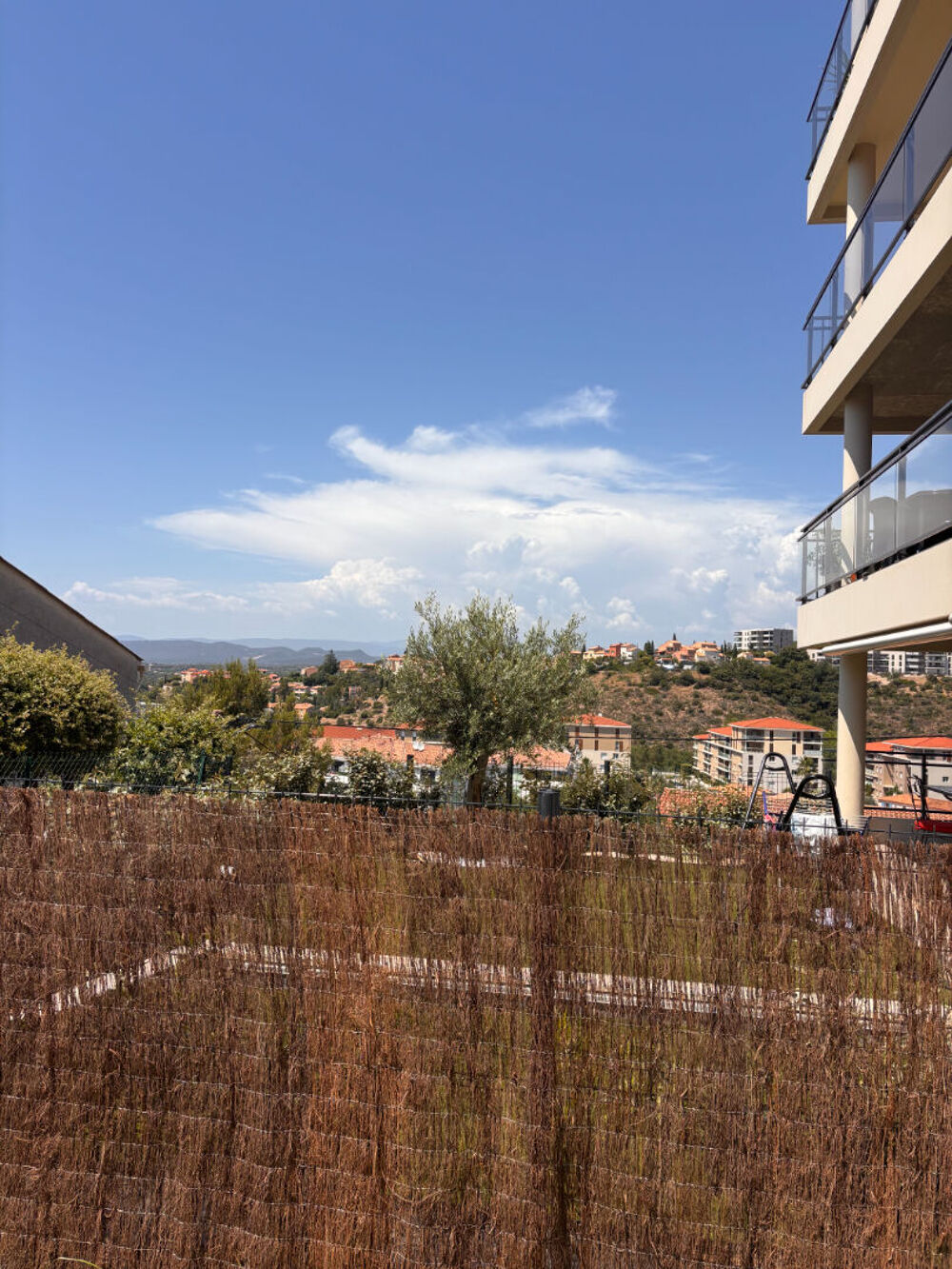 Vente Appartement A VISITER ! Saint-Raphaël appartement 3 pièces de 76 m² avec  jardin, cave et parking Saint raphael