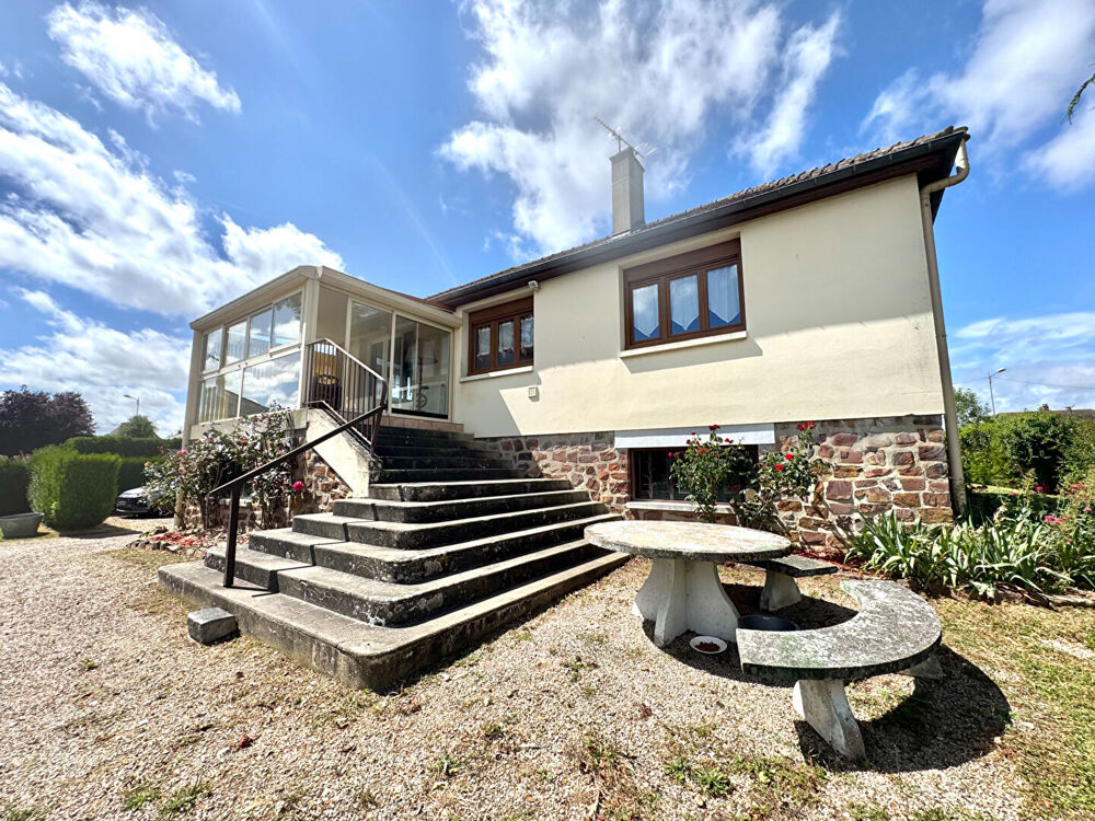 À VENDRE À VERNEUIL D'AVRE ET D'ITON - Maison comprenant une surface habitable de 126m2