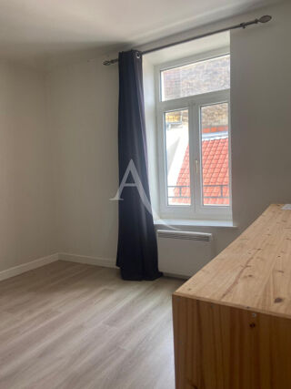  Immeuble � vendre 6 pi�ces 225 m�