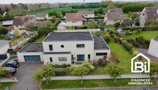  Maison � vendre 7 pi�ces 210 m�