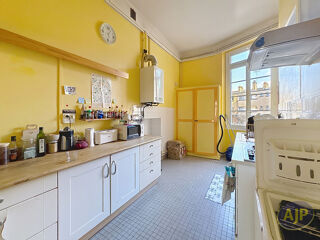  Appartement à louer 3 pièces 86 m²