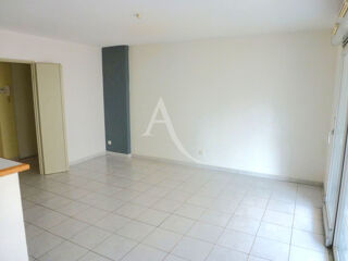  Appartement à louer 3 pièces 56 m²
