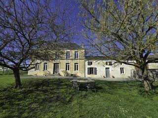  Villa � vendre 9 pi�ces 230 m�