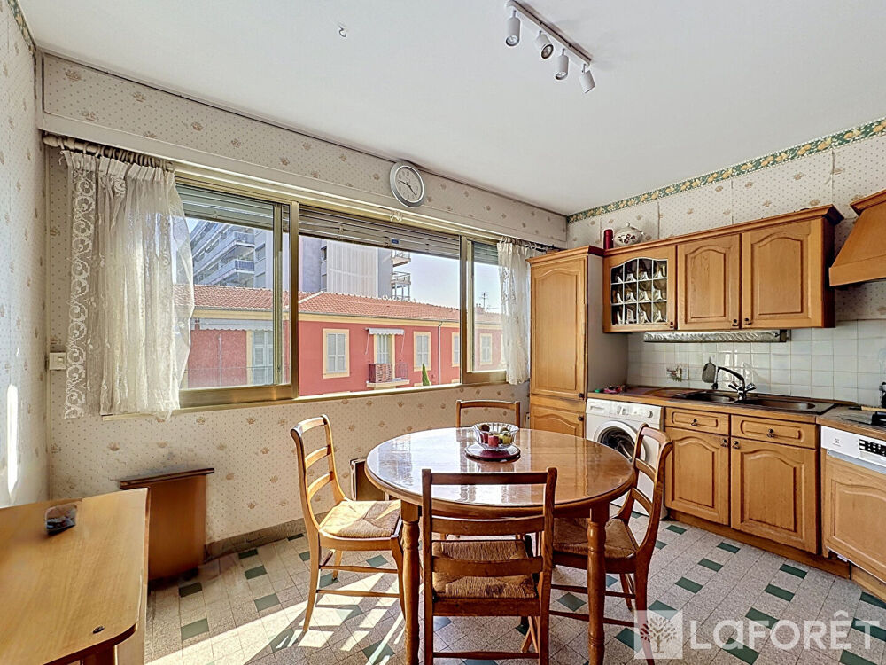 à vendre  Appartement Roquebrune-Cap-Martin (06190)