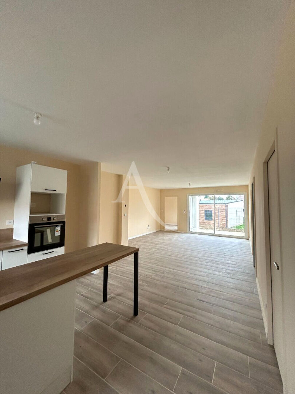 "MAISON CERANS-FOULLETOURTE 4 PIECES 90M2"