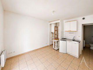  Appartement à louer 1 pièce 25 m²