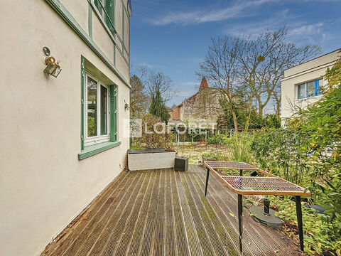  Maison � louer 9 pi�ces 200 m� Le vesinet