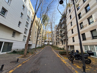  Parking / Garage � louer 