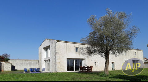   Maison Saint Michel En L Herm 8 pi�ce(s) 263.11 m2 Maison - 8 pi�ce(s) - 263 m�