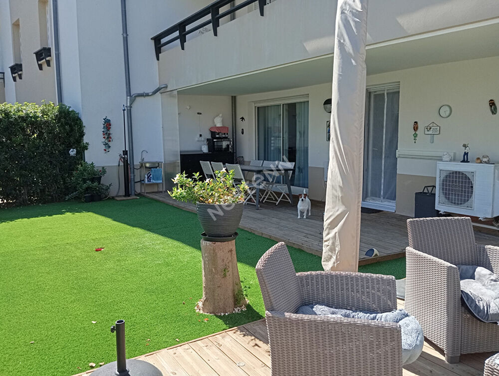 Vente Appartement Six-fours Rez de Jardin, appartement T3 de 65 m² , jardin de 80 m², place de parking et cave. Six fours les plages