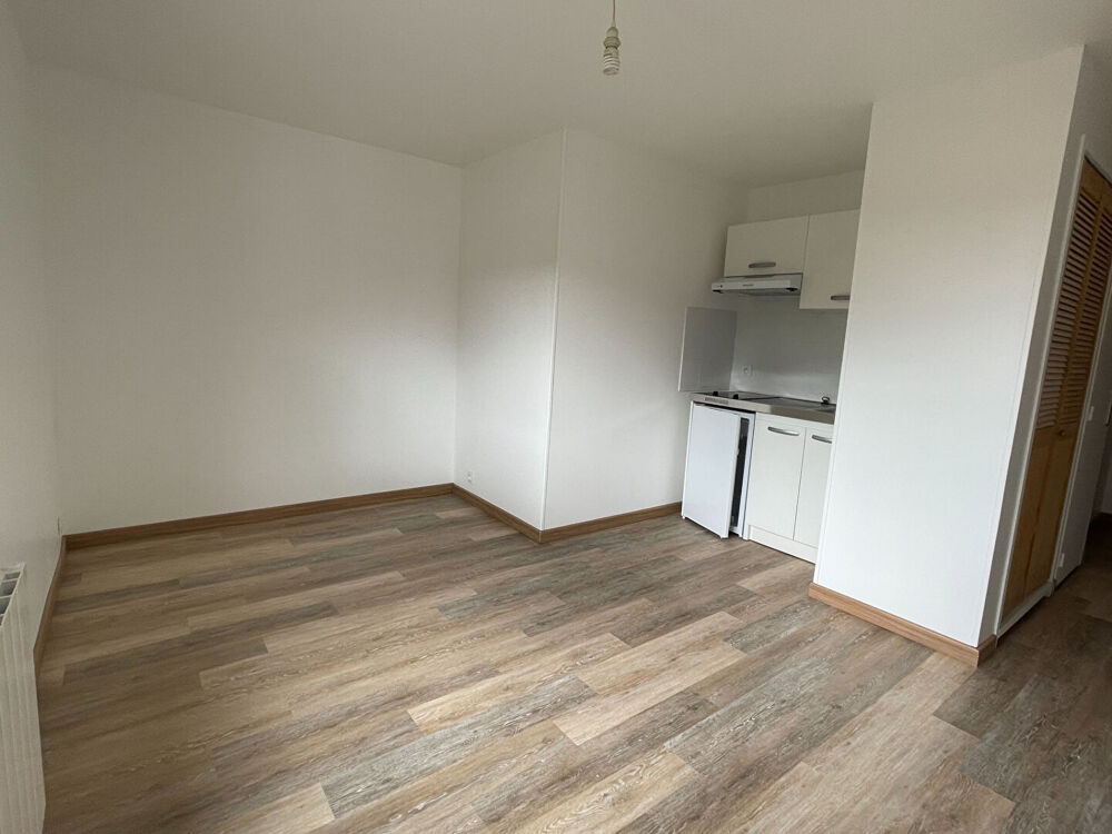 Location Appartement OZOIR LA FERRIERE Centre Studio 22 m² Ozoir la ferriere