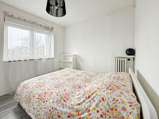  Appartement à louer 3 pièces 48 m²