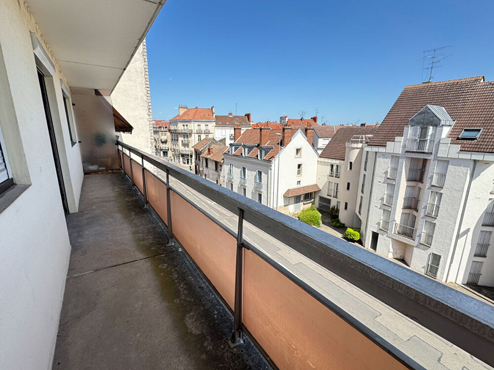 T4BIS DE 103.67 m2 RUE CHARLES DUMONT
