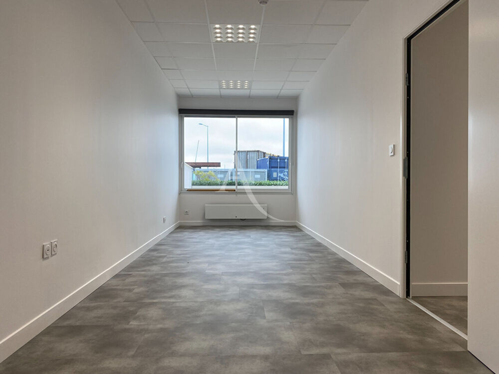   Local professionnel en plein centre de Fromentine 19.50 m² 