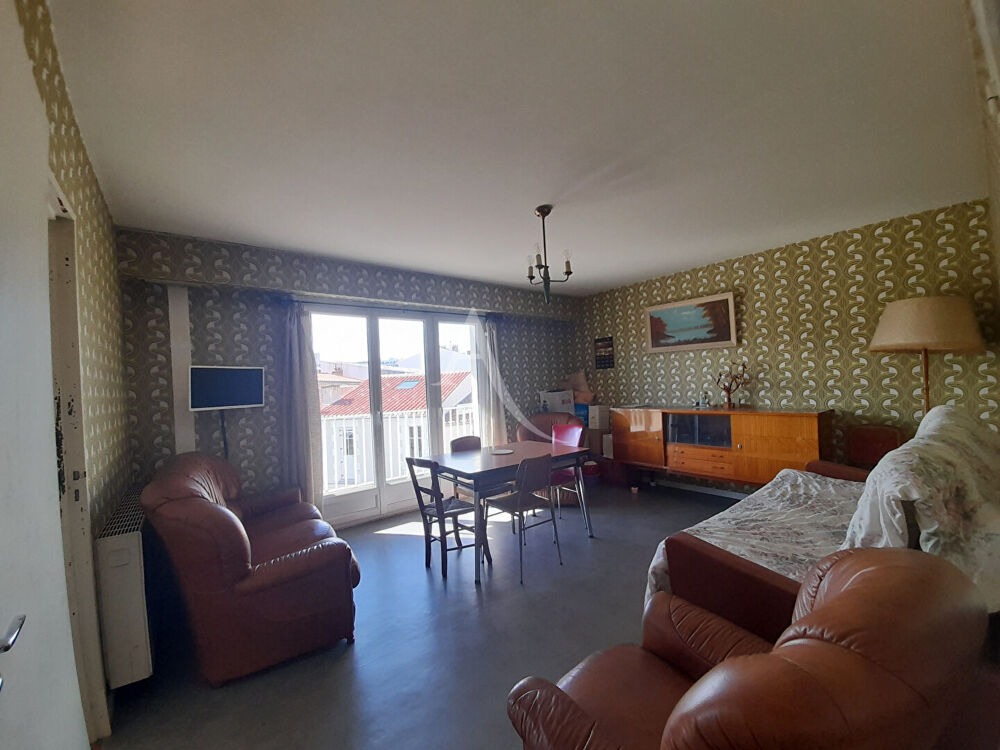 Vente Appartement Appartement 2 pièces 52 m² à rafraîchir ! Belle exposition Sud-Ouest Les sables-d'olonne