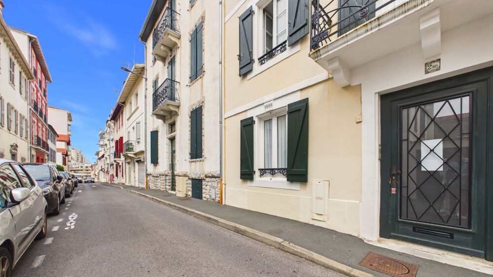 2 appartements T4 + chambre de bonne en centre-ville !