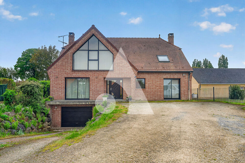 Maison 8 pièces 199 m² · à Pelves · 199 m² · 449 900 €