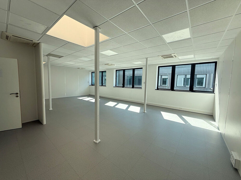   Bureaux  200 m2 - Proche rocade BESANCON 
