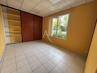  Immeuble � vendre 13 pi�ces 223 m�