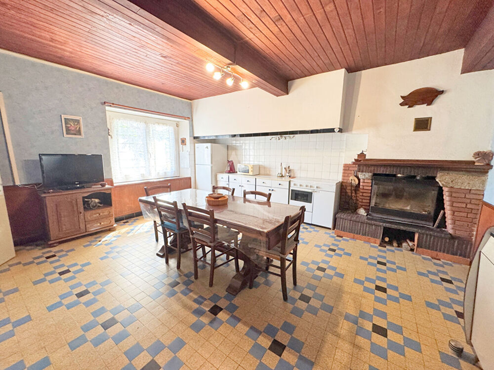 Vente Maison SONNAC SUR L'HERS:  Maison familiale  -  5 pièces  Terrain de 1382 + Hangar de 63 m² Sonnac sur l hers