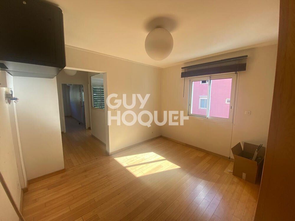   Vastes bureaux / grand appartement en centre-ville de Saint Denis, proche Jardin de l'Etat Saint denis
