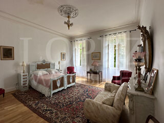  Appartement � vendre 9 pi�ces 331 m�